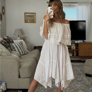 VINTAGE 1970’s asymmetrical off shoulder lacy midi dress